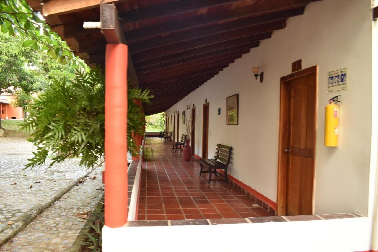 Hosteria Real Hotel Санта Фе де Антиокия Екстериор снимка